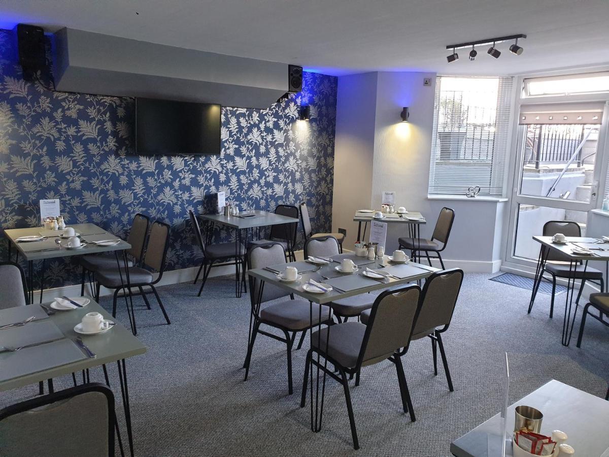 Hotel Balmoral à Morecambe Extérieur photo